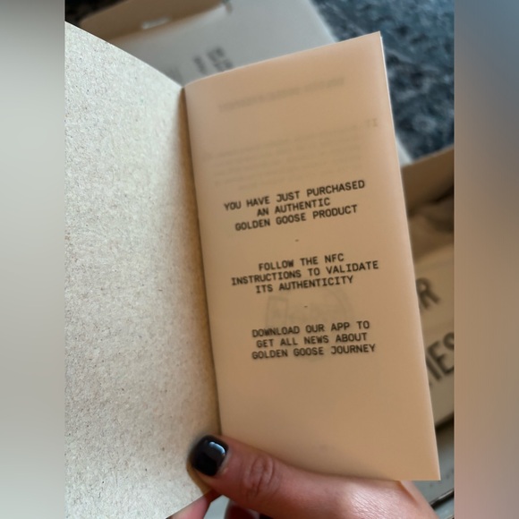 BNWOT Golden Goose SUPERSTAR CLASSIC WITH LIST size 42 / US 9 - Picture 6 of 9